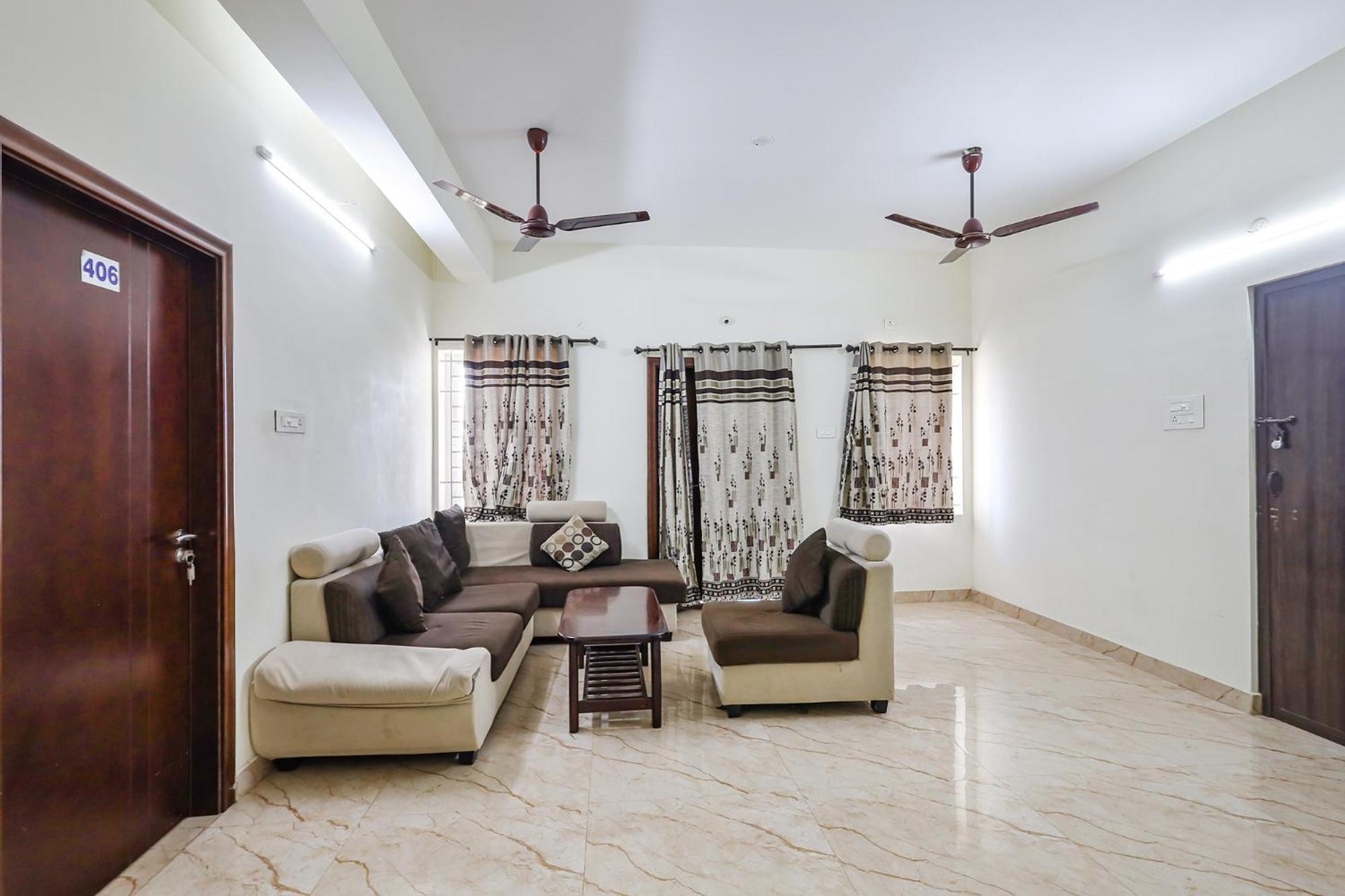 Hotel Fabexpress Fen Breeze Siruseri Exterior foto